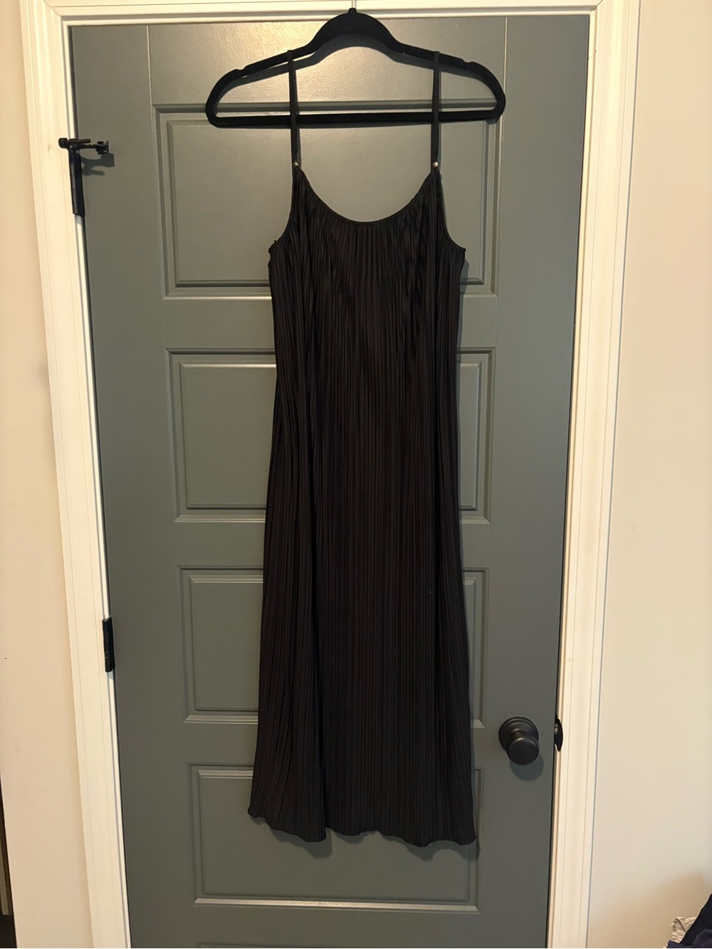 Rails Black Pleated Sleeveless Midi Dress Size Small